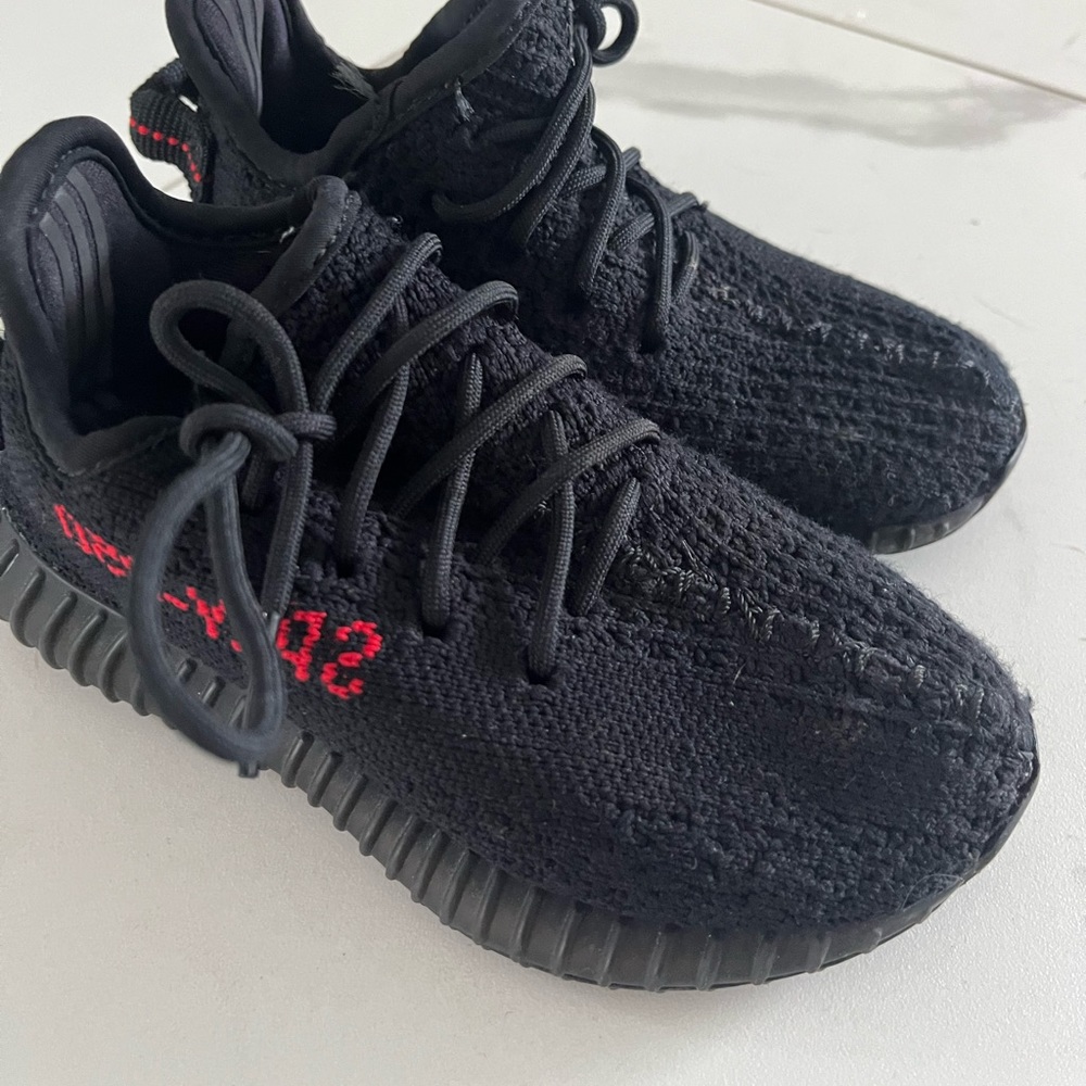 Yeezy Infant size 8